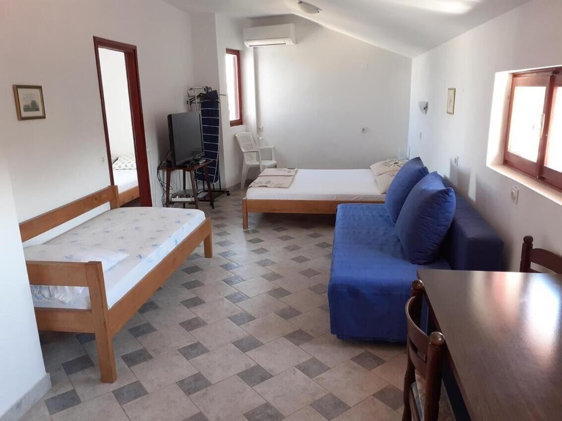 Apartments Ana Бибинье Экстерьер фото