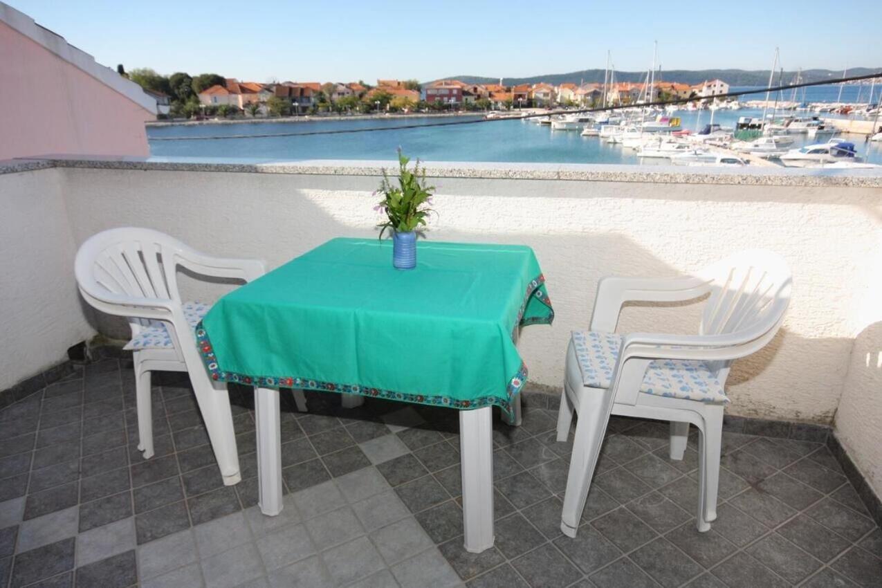 Apartments Ana Бибинье Экстерьер фото