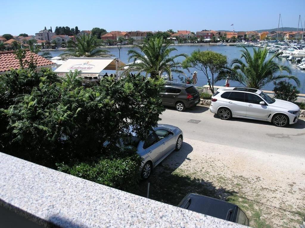 Apartments Ana Бибинье Экстерьер фото