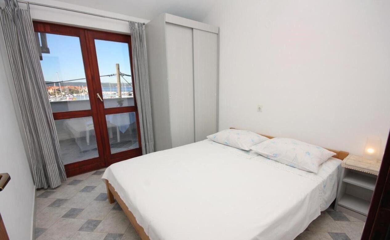 Apartments Ana Бибинье Экстерьер фото